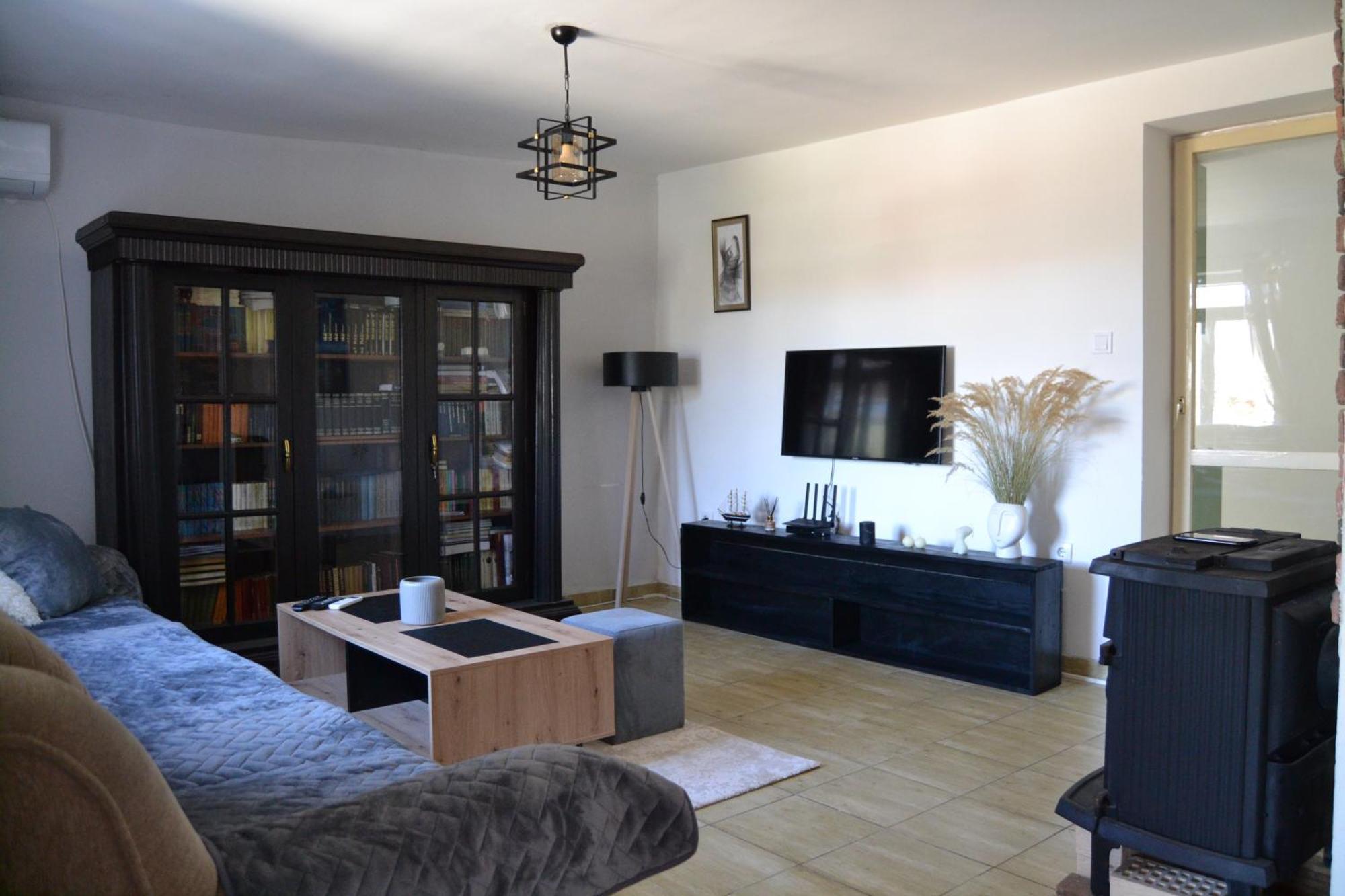 Una Apartment Цетине Экстерьер фото